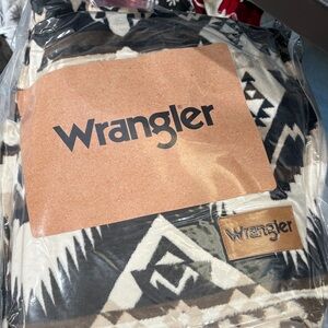 Wrangler Black and White Geometric Blanket